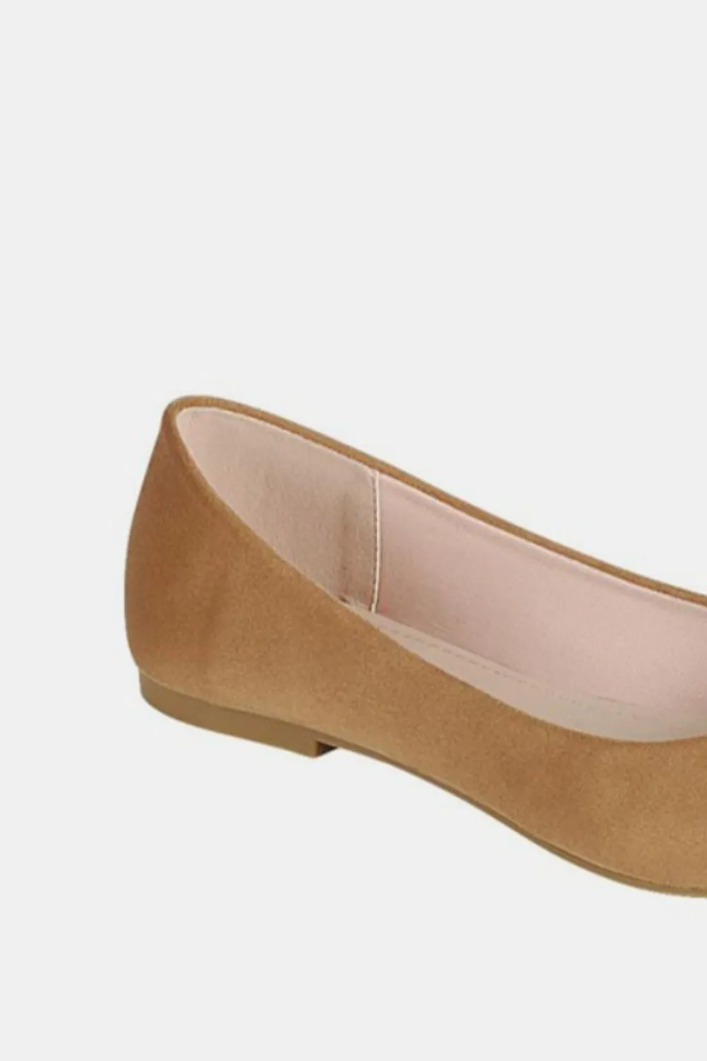 Pointy Toe Slip On Flats in Tan