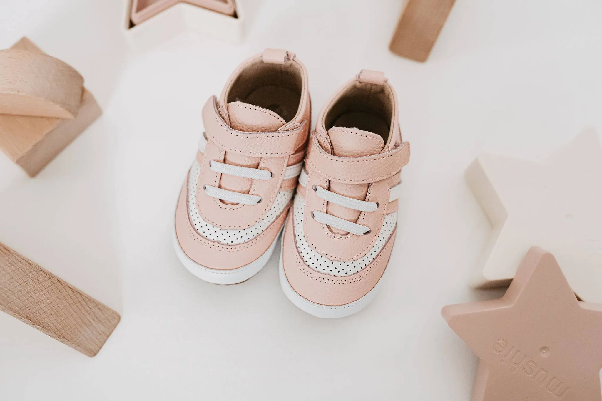 The Henry Low Top Shoe
