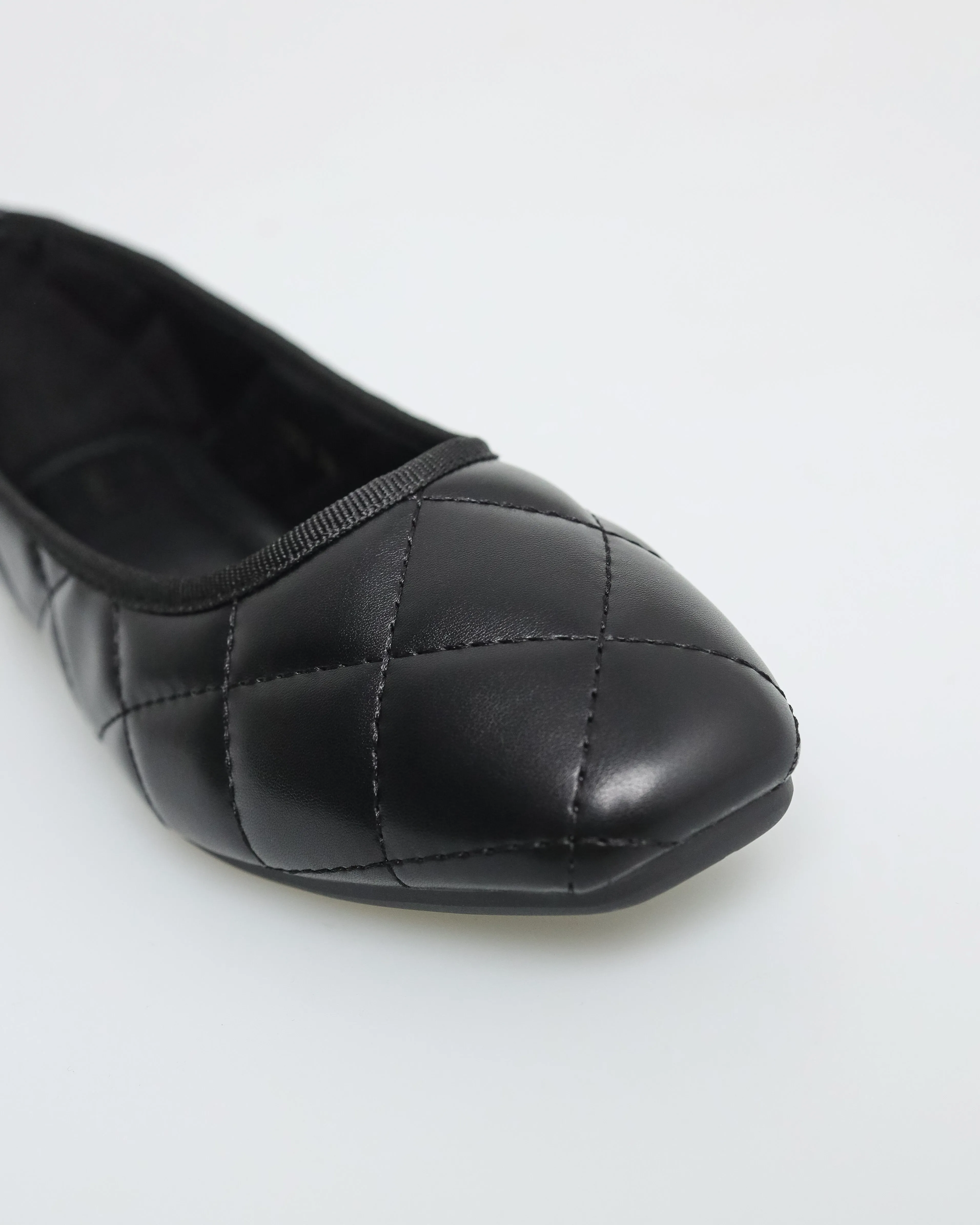 Tomaz NN252 Ladies Quilted Ballerina Flat