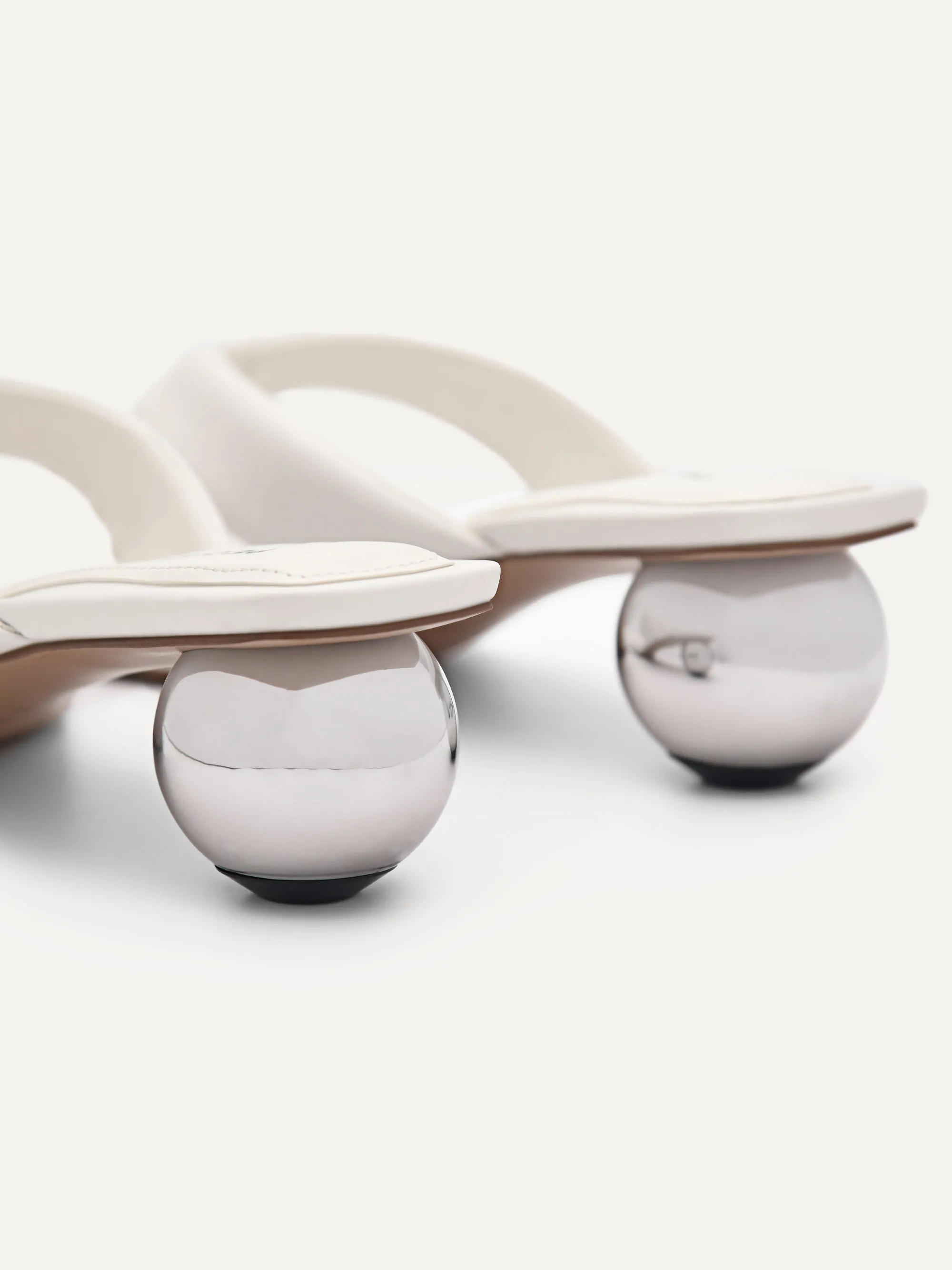 Vibe Heel Sandals