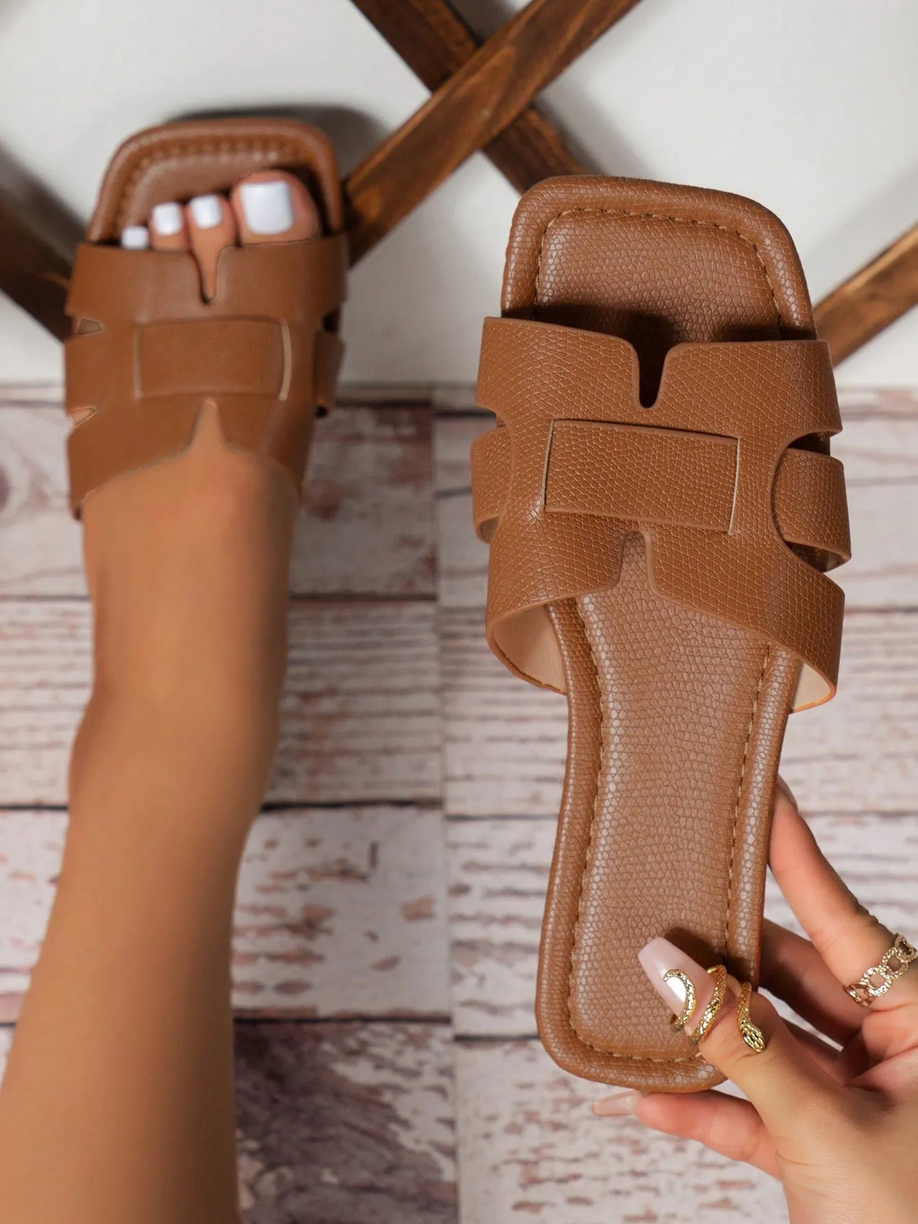 Women's Snake Pattern Flat Open Toe Sandals Stylish And Versatile For Summer